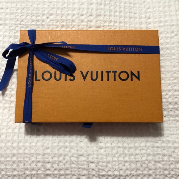 Louis Vuitton iPhone X/XS Empreinte Red Lthr Folio - Picture 8 of 8